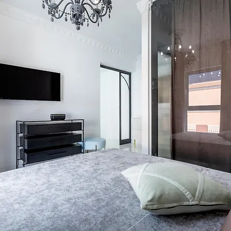 New Olivos Villa