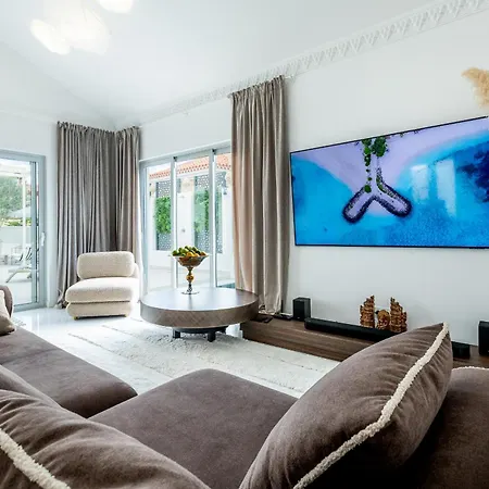 ヴィラ New Olivos アデヘ