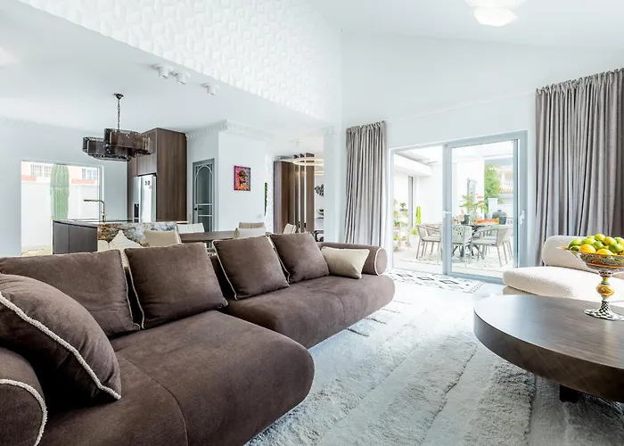 ヴィラ New Olivos アデヘ