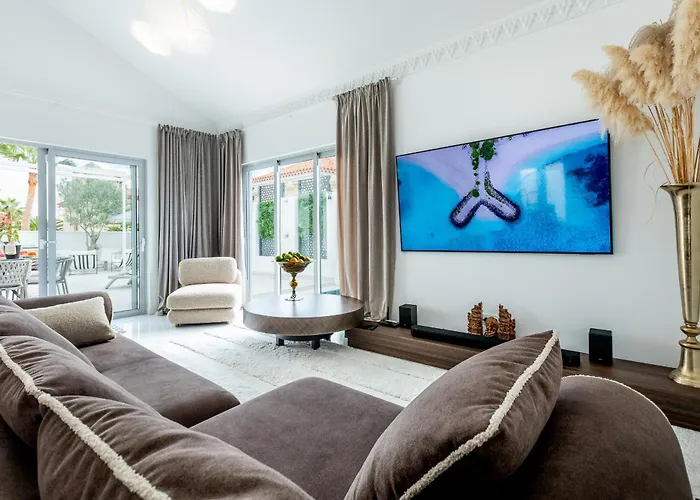 ヴィラ New Olivos アデヘ